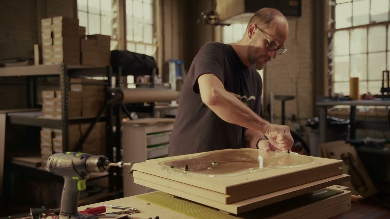 Integrating the outside body mold into the reference system
